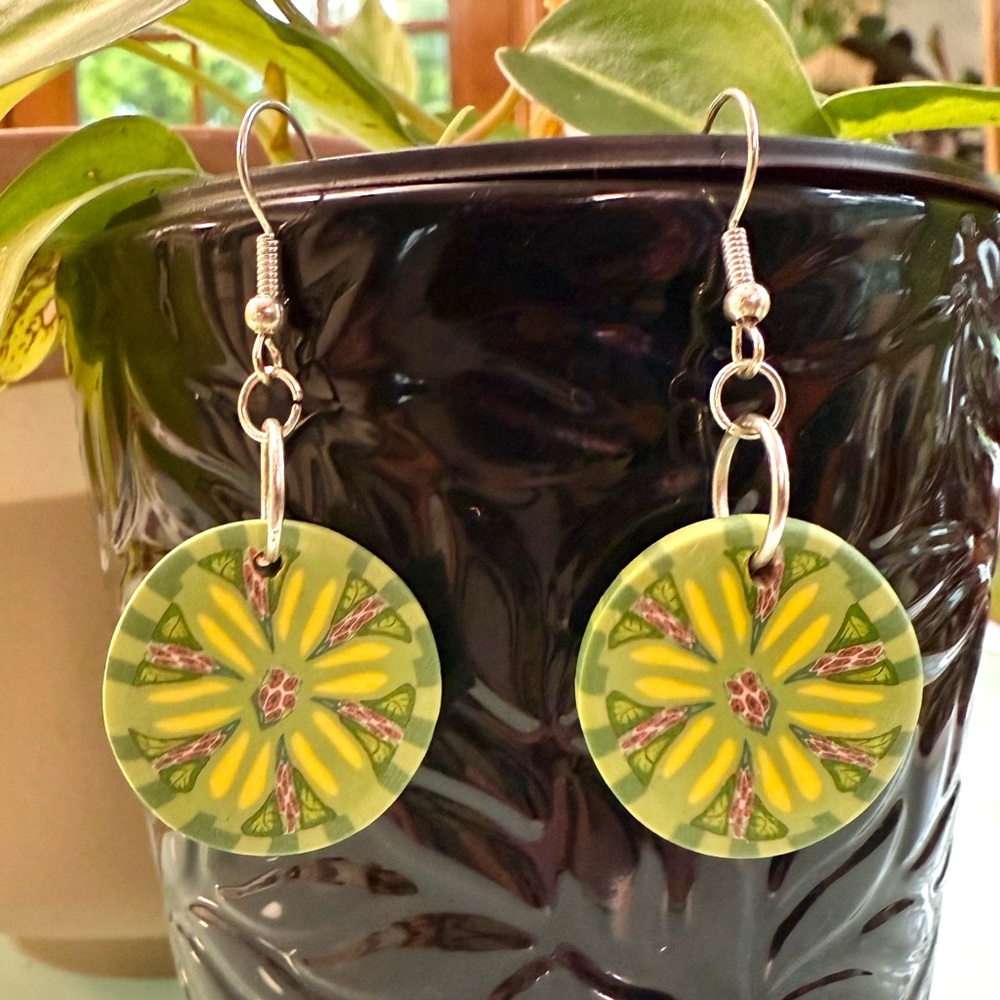 Green Floral Earrings - Picture 2 of 6